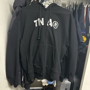 TNA Aritzia cozy fleece boyfriend zip up hoodie.